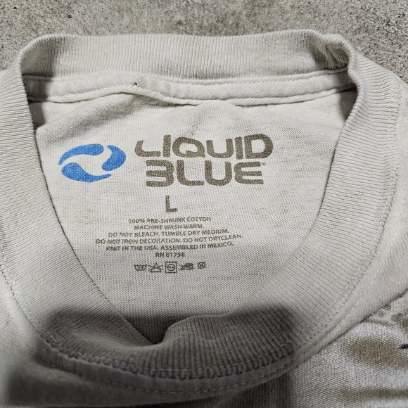 Liquid Blue Boston Red Sox Graphic Tee - Picture 5 of 5